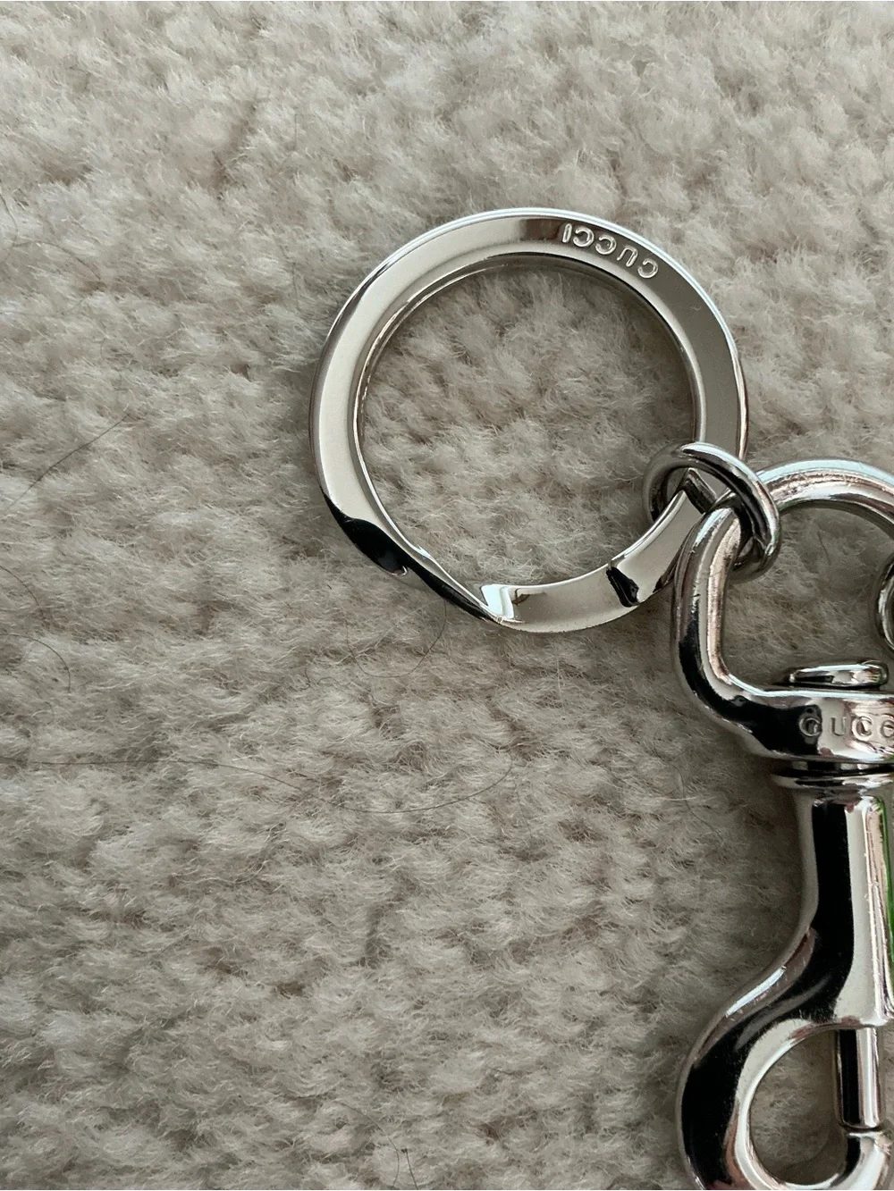 NEW IN BOX GUCCI NEON GREEN CERAMIC SILVER SURFER KEYCHAIN KEY RING FOB